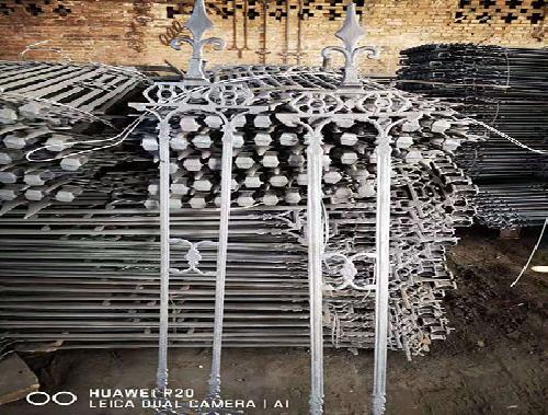 洛陽鋅鋼護欄廠